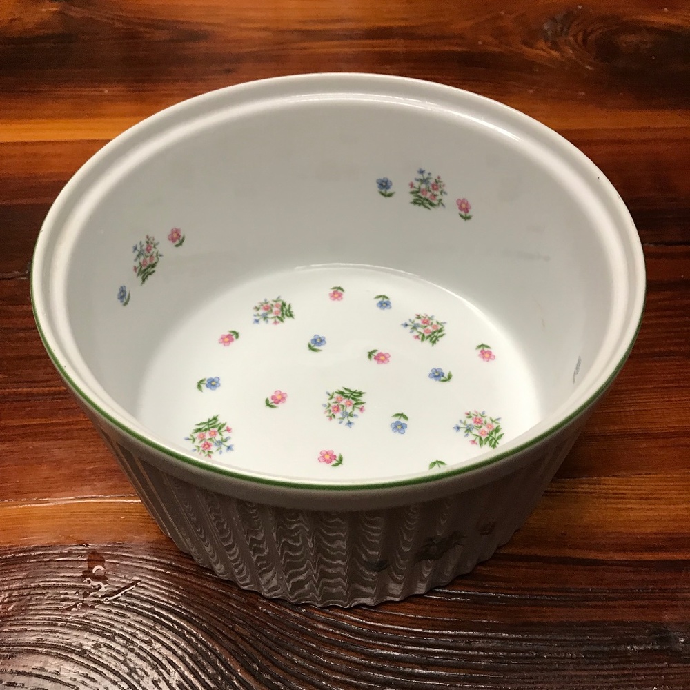 Andrea by Sadek Petite Fleur Souffle Oven to Table